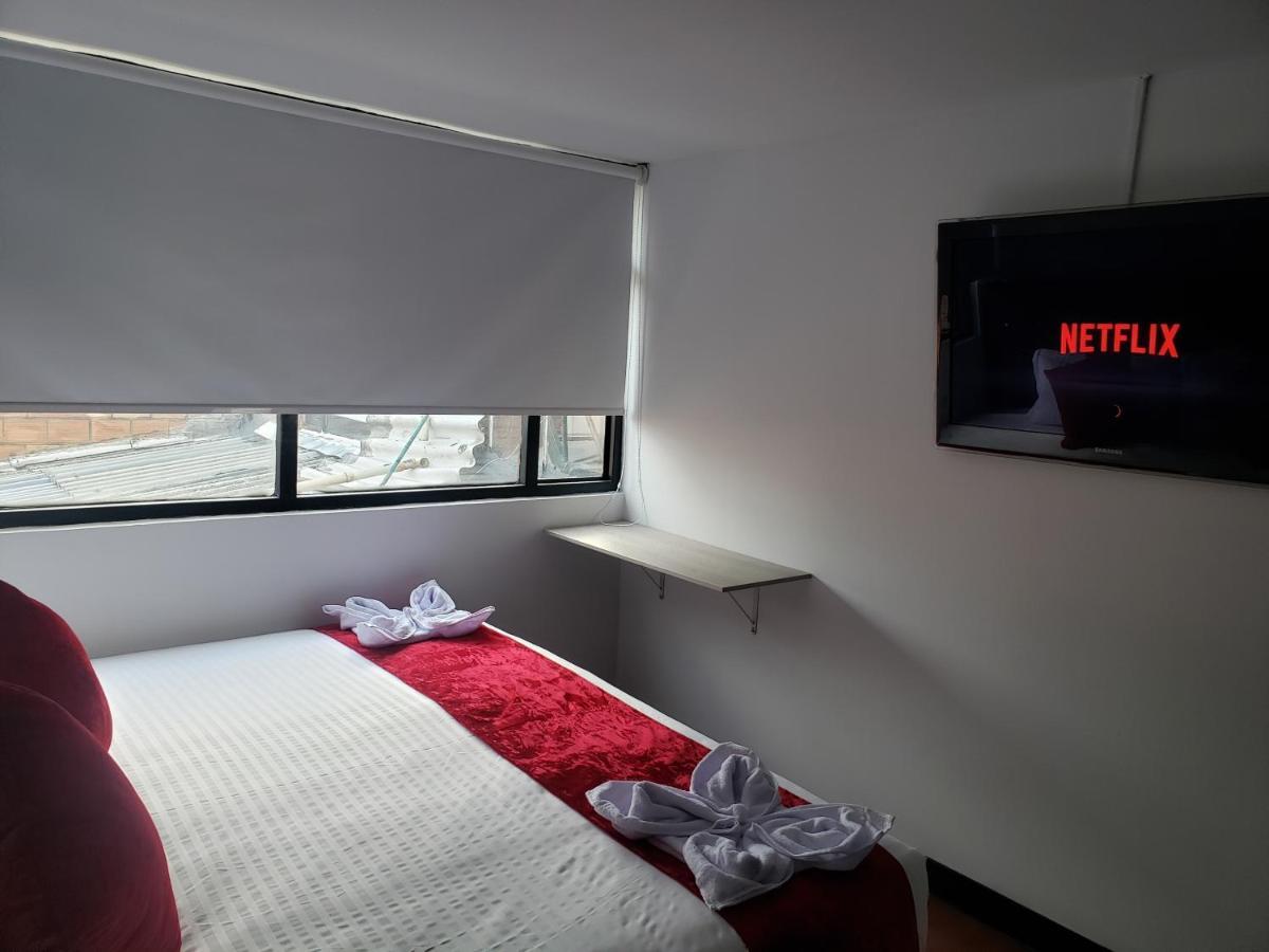 Aw Hotel American Travel ボゴタ エクステリア 写真